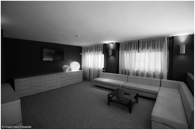 Hotel Caraibi Milano Marittima Exteriör bild