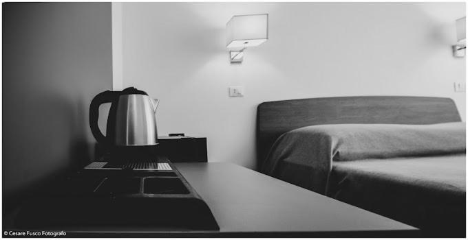 Hotel Caraibi Milano Marittima Exteriör bild