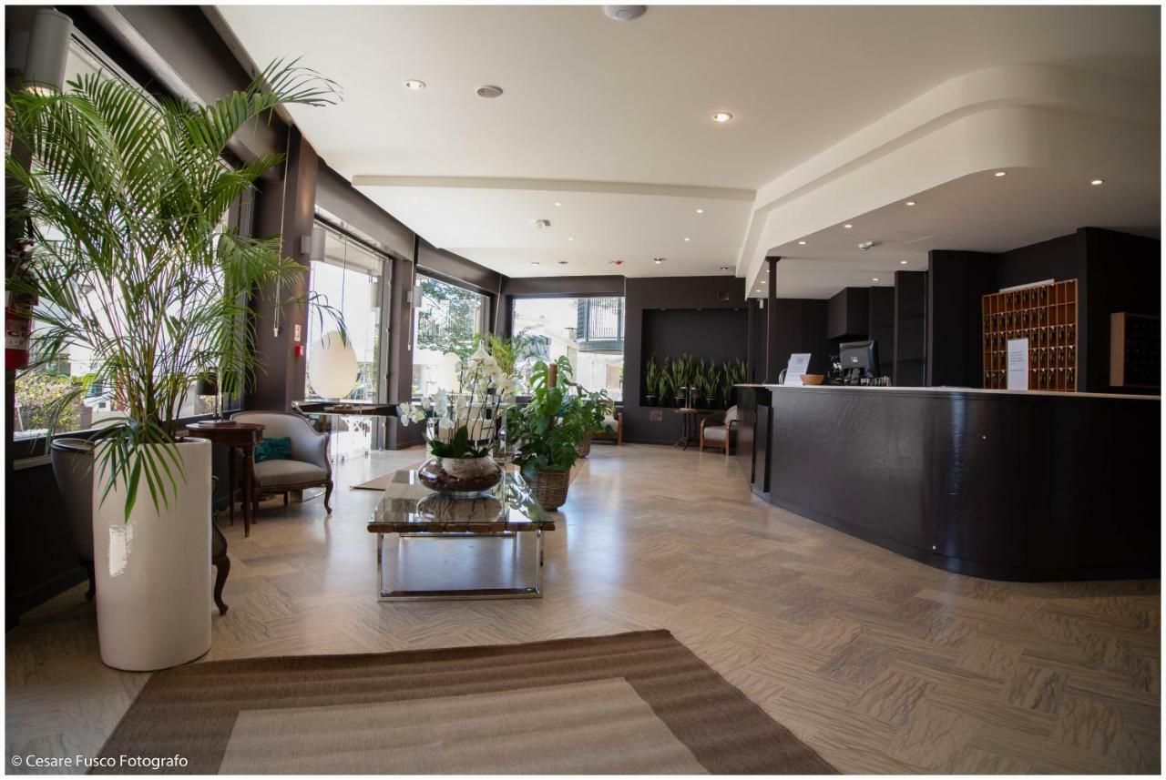 Hotel Caraibi Milano Marittima Exteriör bild