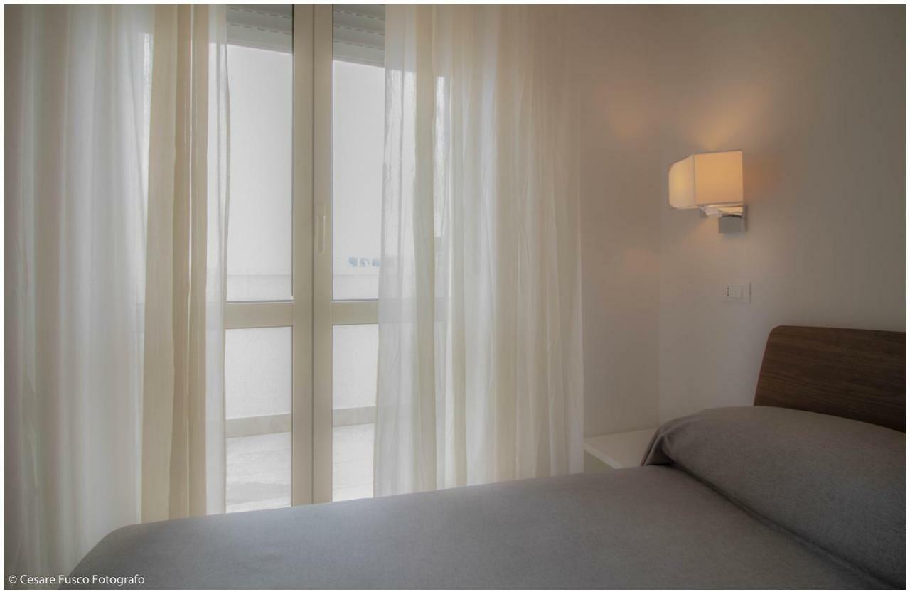 Hotel Caraibi Milano Marittima Exteriör bild